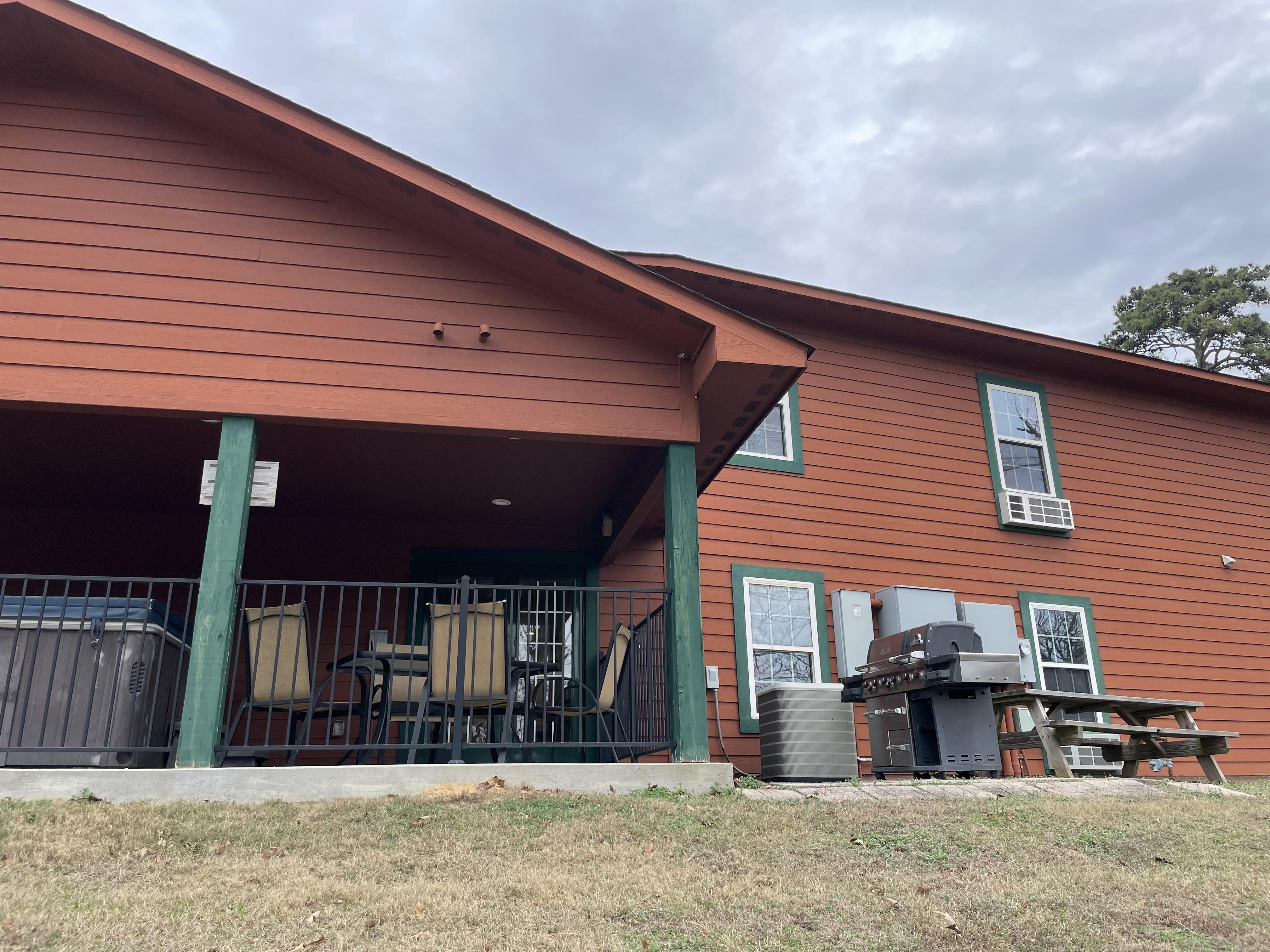 Greens Outdoor Grill Area.